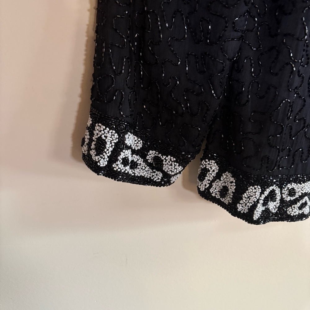 Landmark 100% Silk Hand-Beaded Evening Jacket – Black & White Medium/Large - Picture 4 of 10